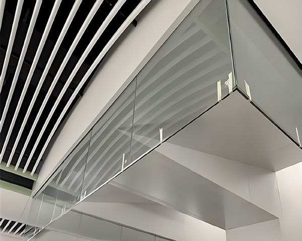 巩留玻璃巩留挡烟垂壁