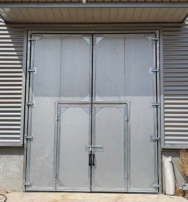 巩留工业平开门