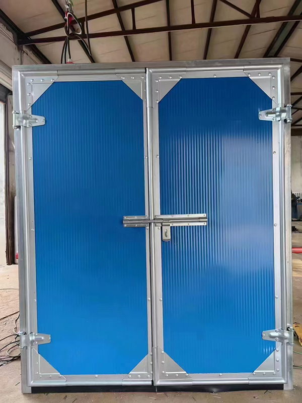 巩留工业平开门