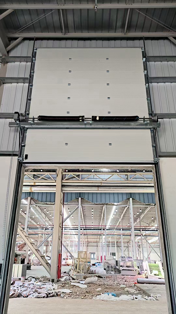 巩留工业提升门