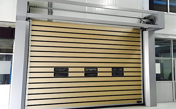 巩留硬质快速门