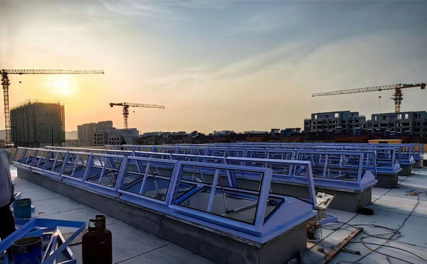 消防巩留排烟窗工作原理