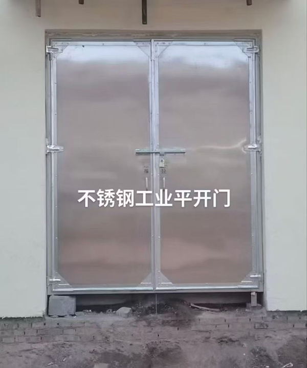 不锈钢巩留工业平开门在现代工业场景中的应用实践
