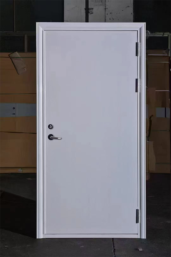 社区活动中心加装巩留防火门保障居民安全